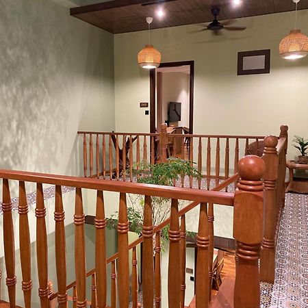 Ke-Lan-Tan House Hotell George Town Eksteriør bilde