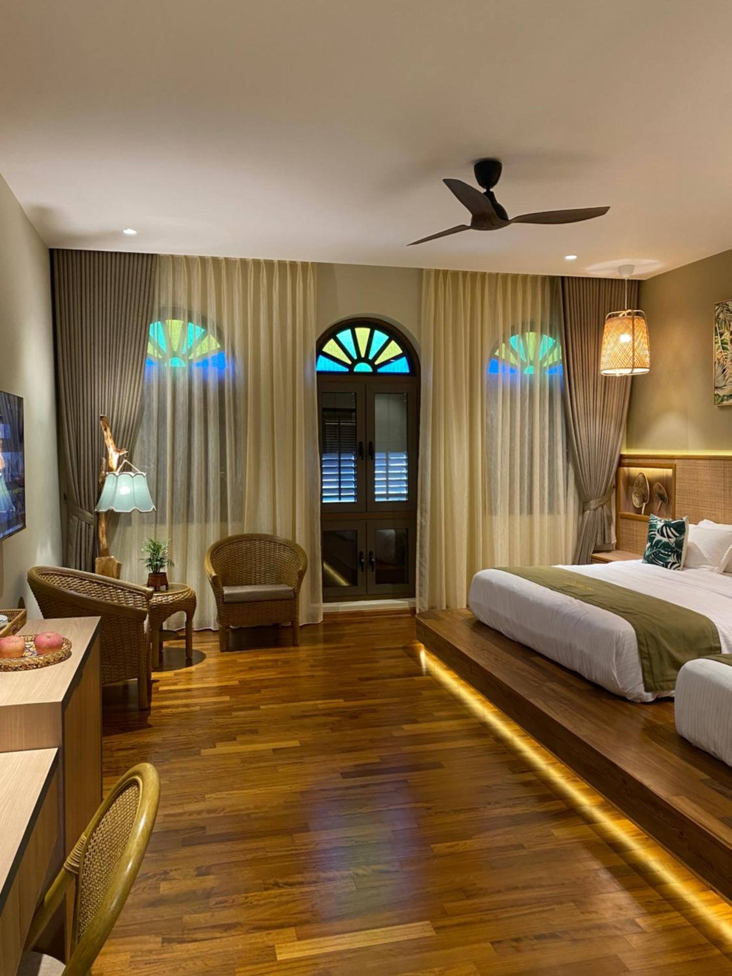 Ke-Lan-Tan House Hotell George Town Eksteriør bilde
