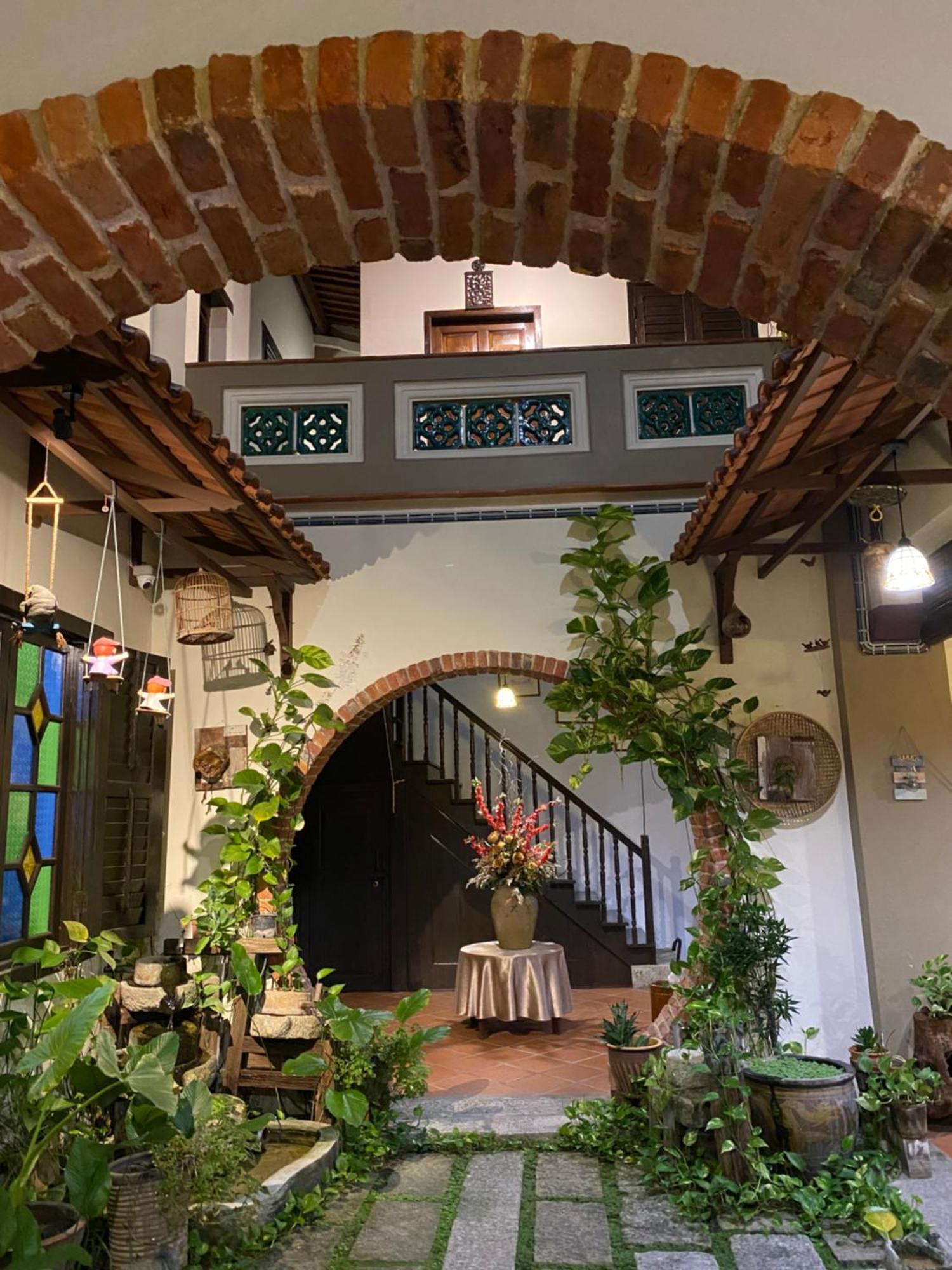 Ke-Lan-Tan House Hotell George Town Eksteriør bilde