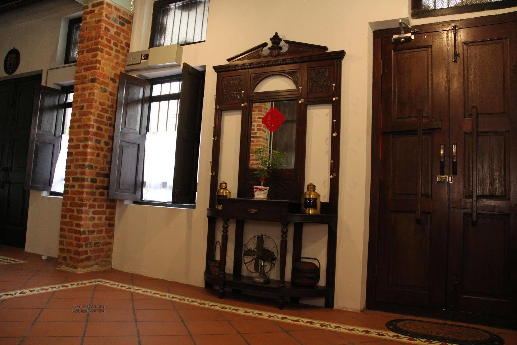 Ke-Lan-Tan House Hotell George Town Eksteriør bilde